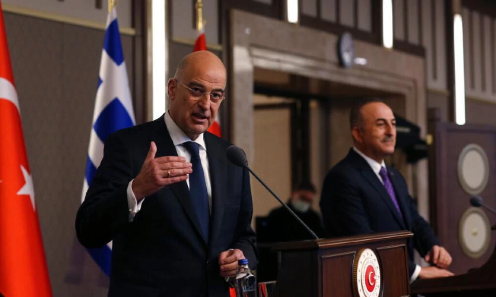 Τι λένε τα ξένα ΜΜΕ για την αντιπαράθεση Δένδια- Τσαβούσογλου